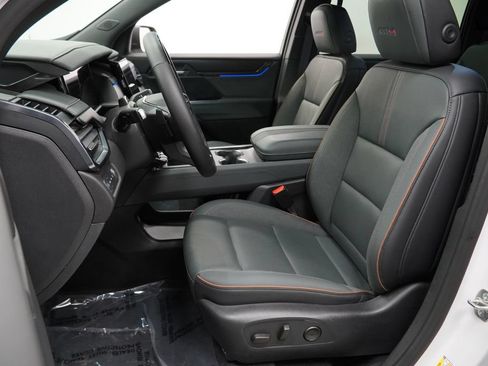 Certified 2024 GMC Acadia AT4 w/ Super Cruise Package AWD/4WD image 8