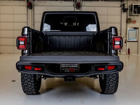 Used 2023 Jeep Gladiator Rubicon w/ LED Lighting Group image 9