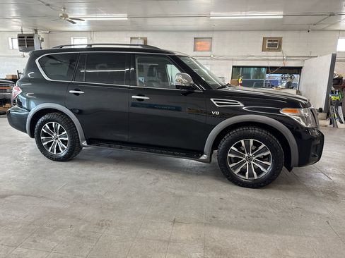 Used 2020 Nissan Armada SL image 5