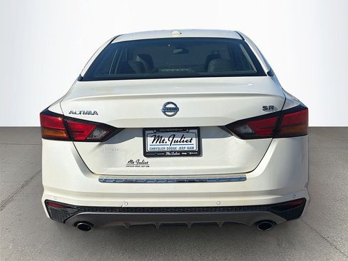 Used 2022 Nissan Altima 2.5 SR FWD image 5