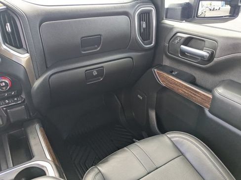 Used 2022 Chevrolet Silverado 2500 High Country w/ Safety Package II AWD/4WD image 17