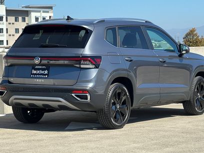 New 2026 Volkswagen Taos SE