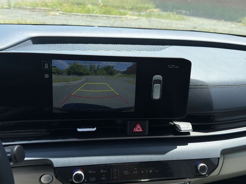 New 2026 Kia Carnival EX FWD image 34