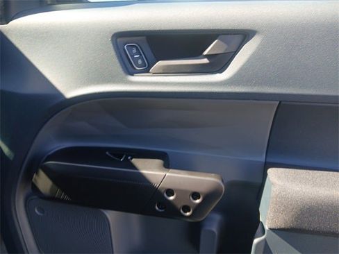 New 2025 Ford Maverick XL image 16