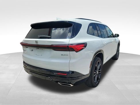 Used 2025 Buick Enclave Sport Touring w/ Power Package FWD image 11