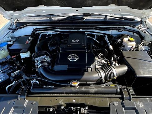 Used 2019 Nissan Frontier S image 9