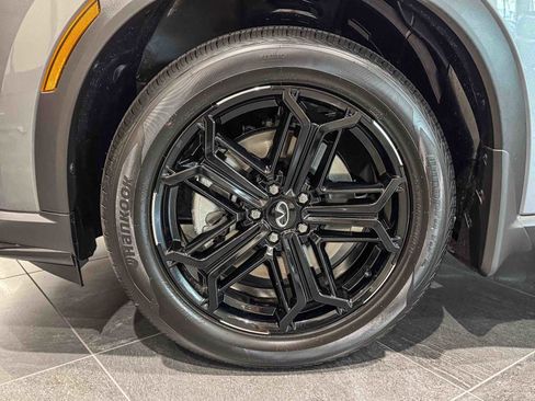 New 2026 INFINITI QX60 Sport image 9