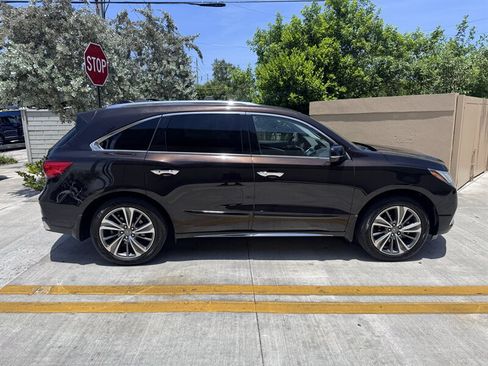 Used 2017 Acura MDX FWD w/ Technology Package image 4