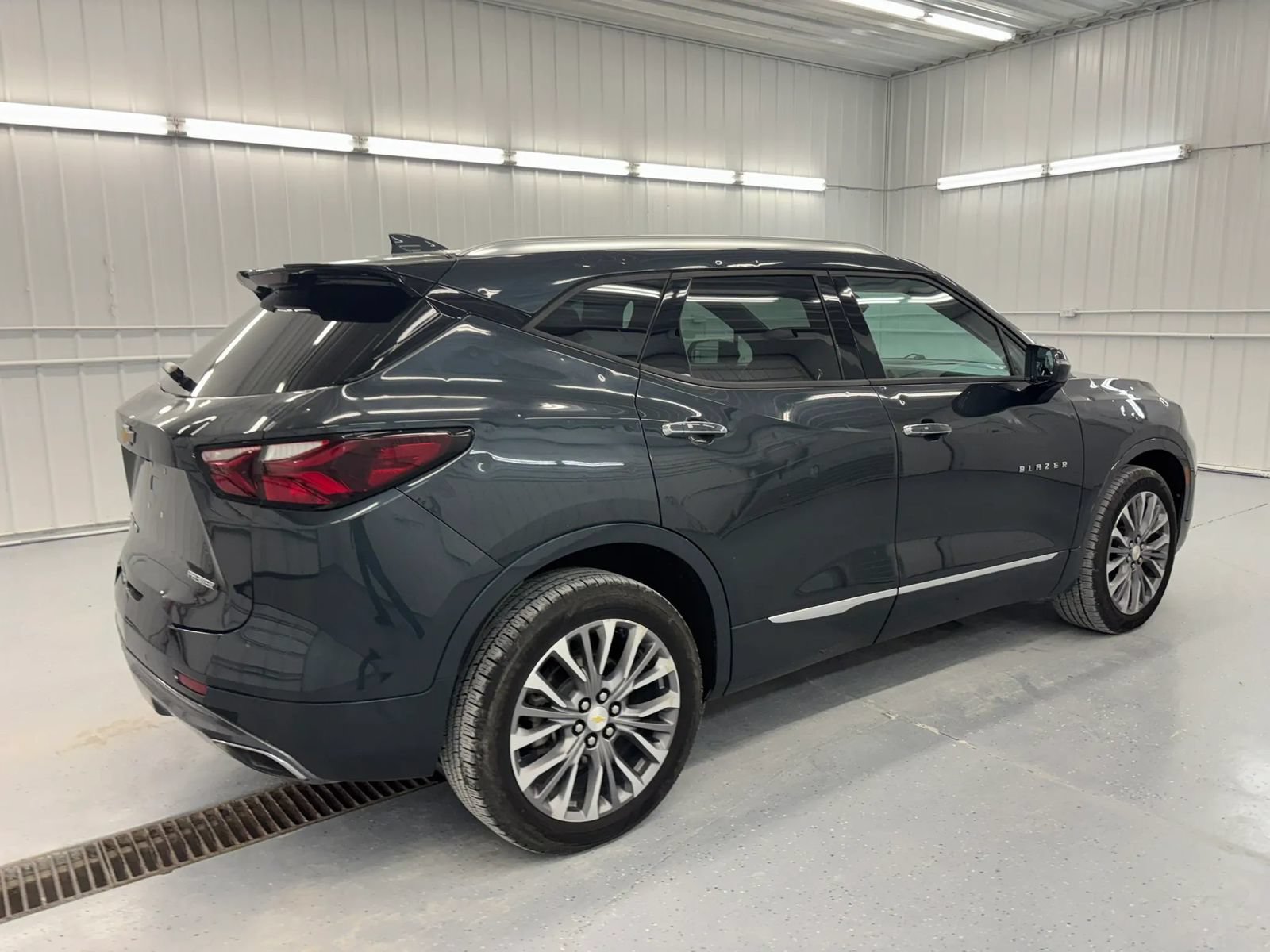 Used 2019 Chevrolet Blazer Premier w/ Driver Confidence II Package AWD/4WD image 5
