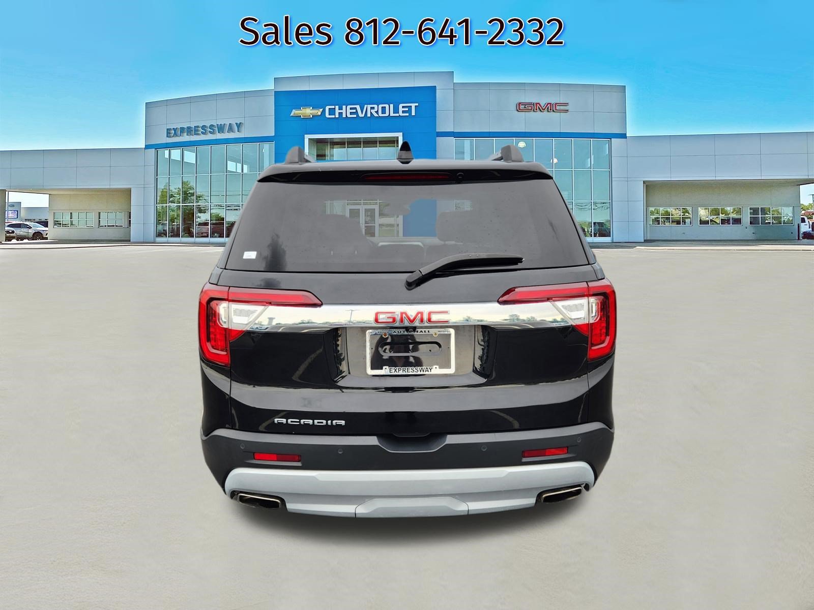 Used 2023 GMC Acadia SLT FWD image 6