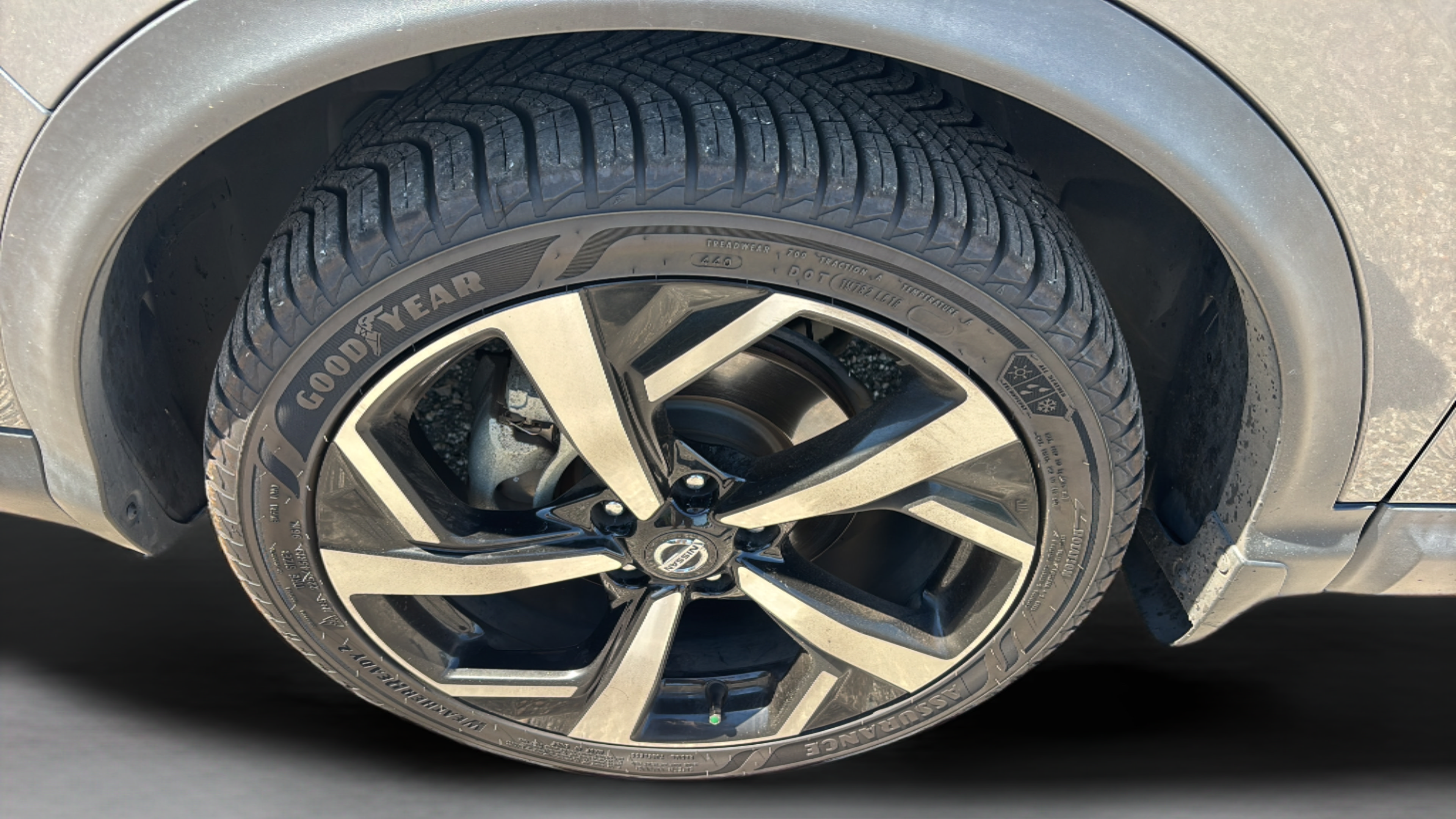 Used 2022 Nissan Rogue Sport SL AWD/4WD image 30