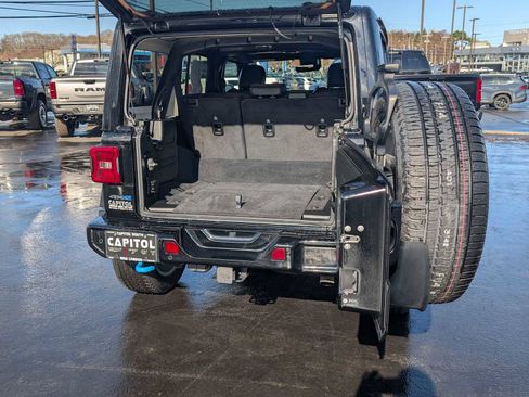 Certified 2023 Jeep Wrangler Unlimited Sahara AWD/4WD image 25