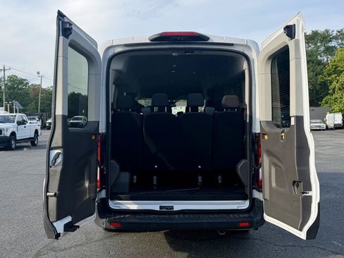 Used 2024 Ford Transit 350 XLT RWD image 9