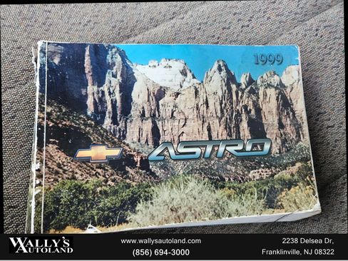 Used 1999 Chevrolet Astro AWD Passenger image 25