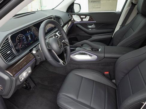 Certified 2025 Mercedes-Benz GLE 450e 4MATIC image 2