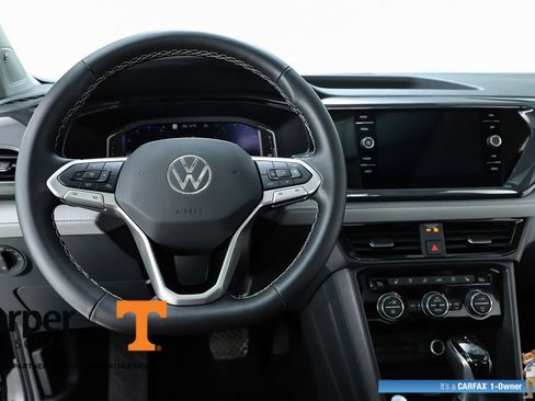 Used 2024 Volkswagen Taos SEL AWD/4WD image 20