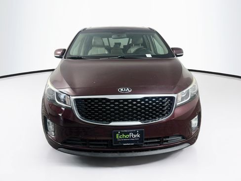 Used 2017 Kia Sedona EX FWD image 2