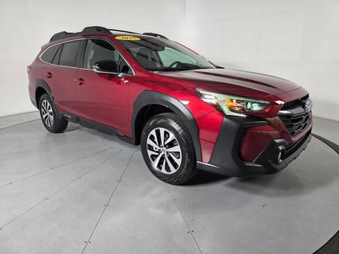 Certified 2025 Subaru Outback Premium w/ Popular Package #1A AWD/4WD image 6