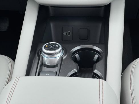 New 2026 Ford Explorer Active w/ Active Comfort Package image 10