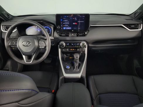 Used 2025 Toyota RAV4 XSE w/ Advanced Technology Package AWD/4WD image 27