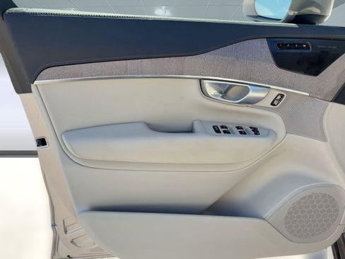 Certified 2024 Volvo XC90 B6 Ultimate w/ Protection Package Premier image 20