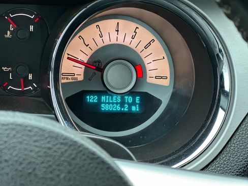 Used 2011 Ford Mustang GT image 22