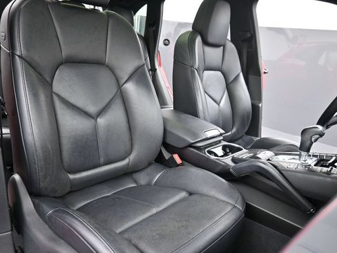 Used 2018 Porsche Cayenne S AWD/4WD image 20