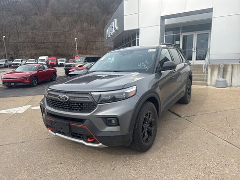 Used 2022 Ford Explorer Timberline image 3