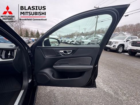 Used 2024 Volvo S60 B5 Plus AWD/4WD image 41