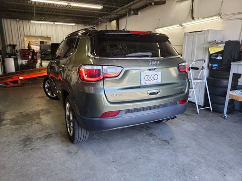 Used 2019 Jeep Compass Limited w/ Advanced Safety Group AWD/4WD image 4