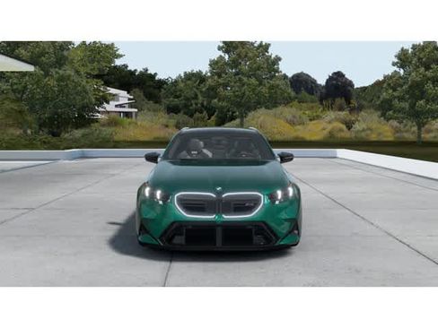 New 2026 BMW M5 Touring image 3