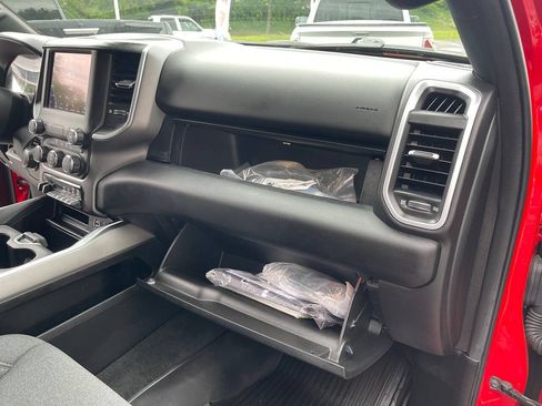 Used 2020 RAM 1500 Big Horn AWD/4WD image 32