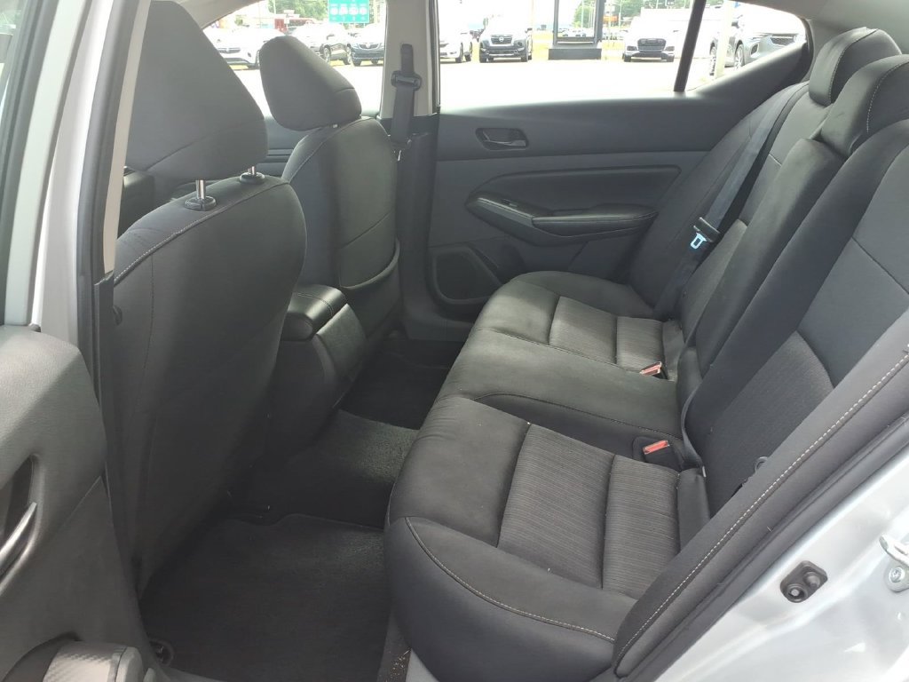 Used 2024 Nissan Altima 2.5 SV FWD image 17