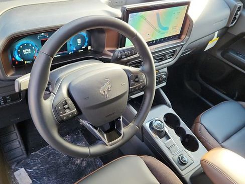 New 2025 Ford Bronco Sport Outer Banks w/ Outer Banks Tech Package+ AWD/4WD image 9