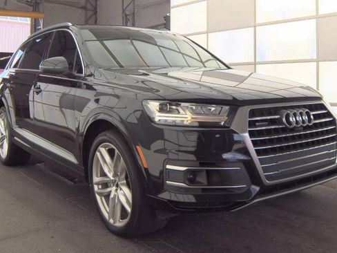 Used 2018 Audi Q7 3.0T Prestige AWD/4WD image 2