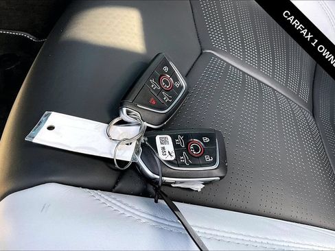 Used 2025 Chevrolet Corvette E-Ray w/ Stealth Interior Trim Package AWD/4WD image 29