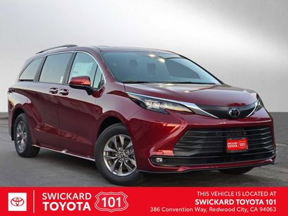 New 2026 Toyota Sienna XLE
