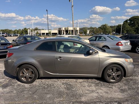 Used 2011 Kia Forte Koup EX FWD image 3