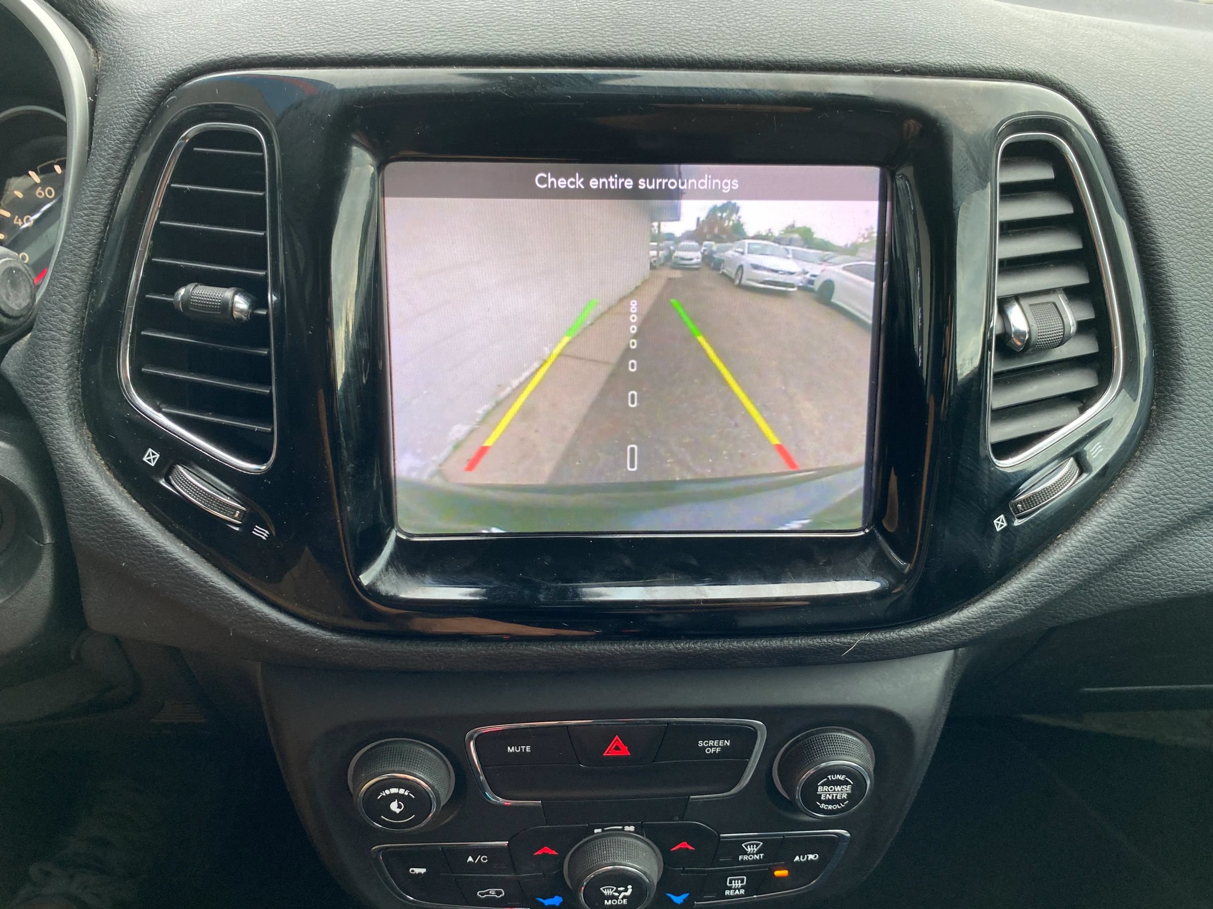 Used 2019 Jeep Compass Limited AWD/4WD image 19