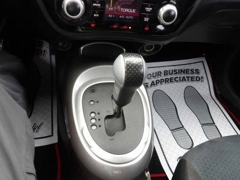 Used 2015 Nissan Juke SV w/ Technology Package AWD/4WD image 13