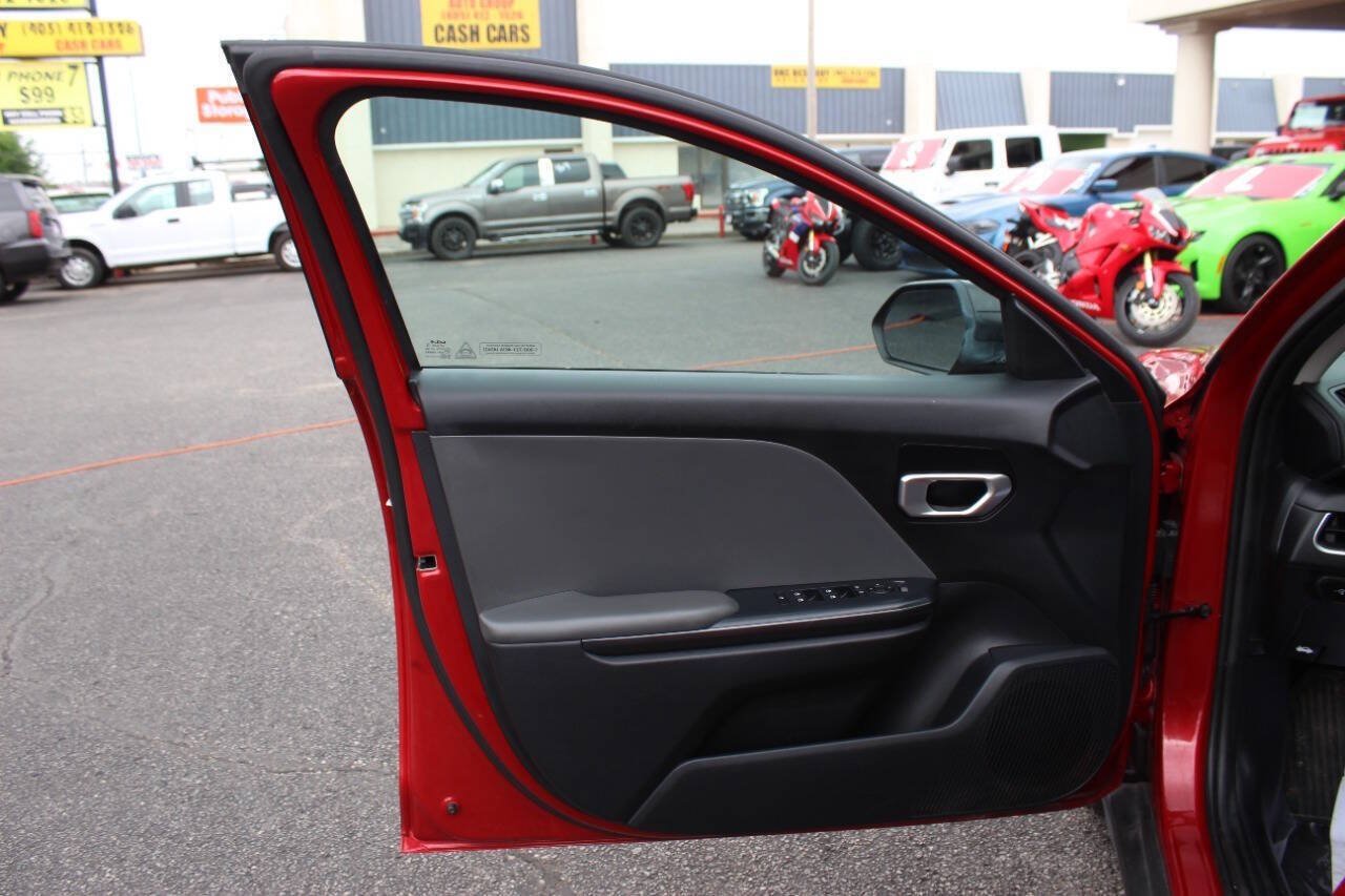 Used 2025 Kia K4 FWD image 17