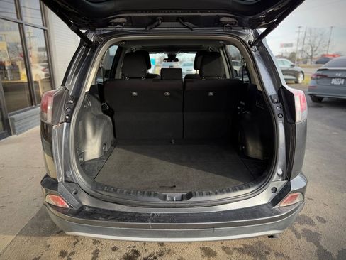 Used 2018 Toyota RAV4 XLE image 28