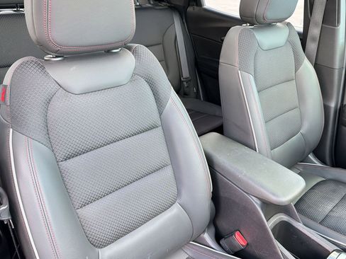 Used 2021 Chevrolet TrailBlazer RS w/ Sun and Liftgate Package image 25