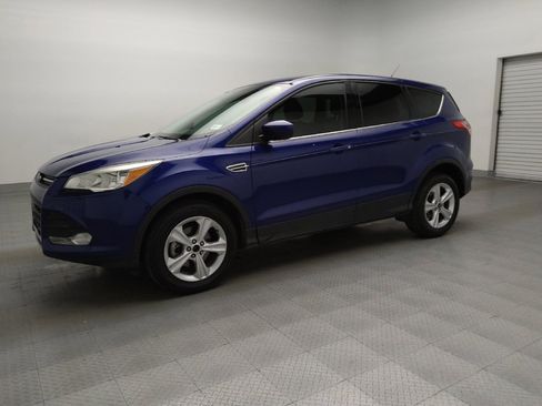 Used 2014 Ford Escape SE image 2