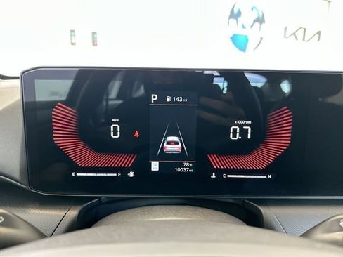 Used 2025 Kia K4 FWD image 12