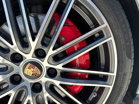 Certified 2022 Porsche Panamera GTS AWD/4WD image 16