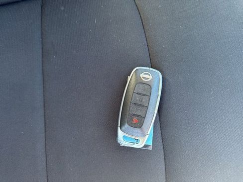 Used 2024 Nissan Sentra S image 5