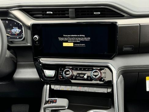 New 2025 GMC Sierra 1500 Denali w/ Denali Reserve Package image 8