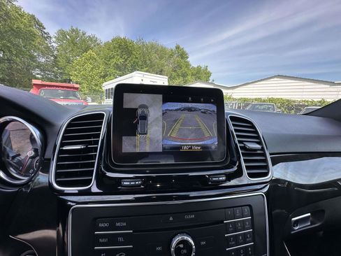 Used 2018 Mercedes-Benz GLE 350 4MATIC image 10