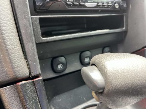 Used 2004 Ford Mustang GT RWD image 27